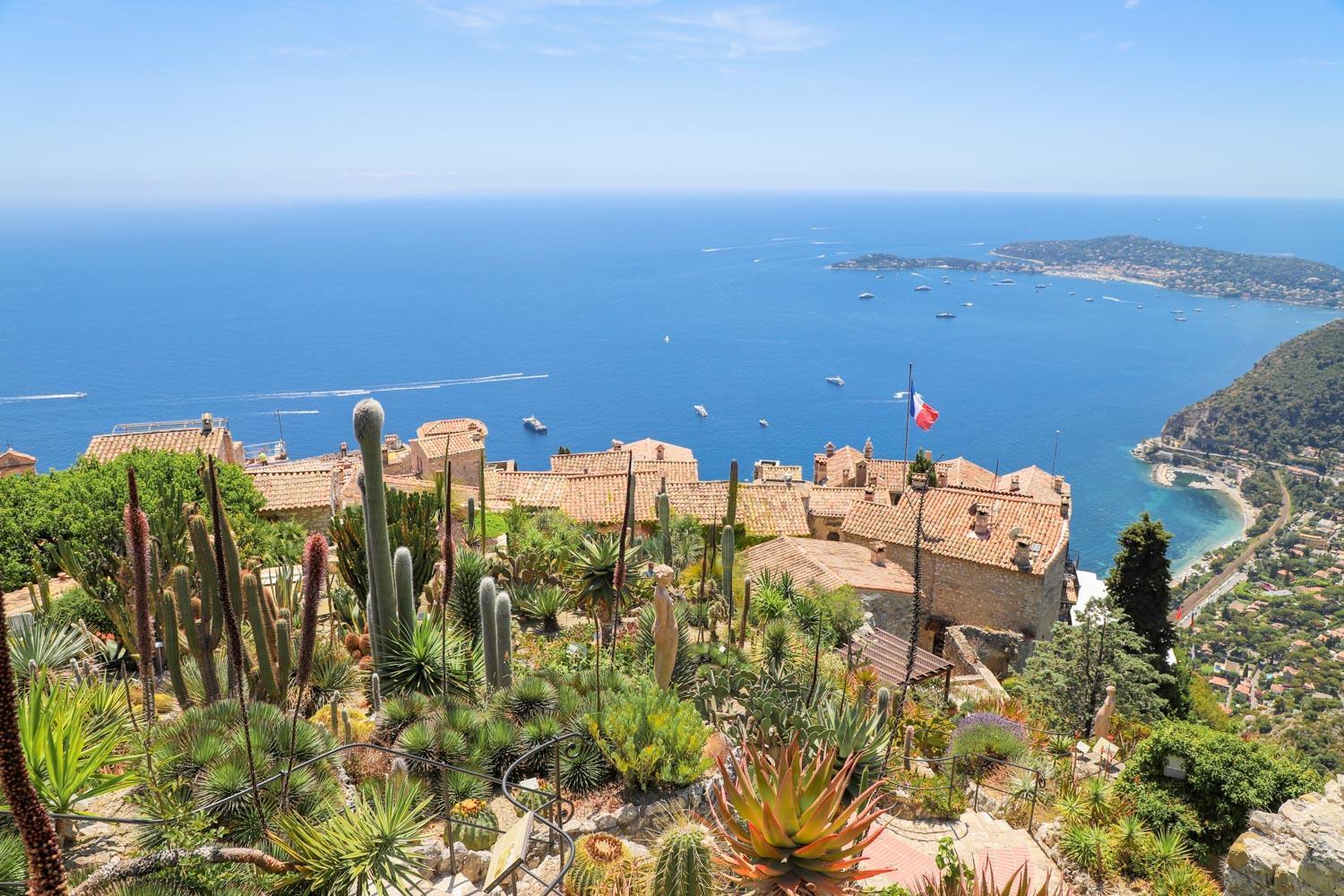 Eze - Appartement Dans Bas De Villa Avec Piscine Pres De Monaco Bagian luar foto