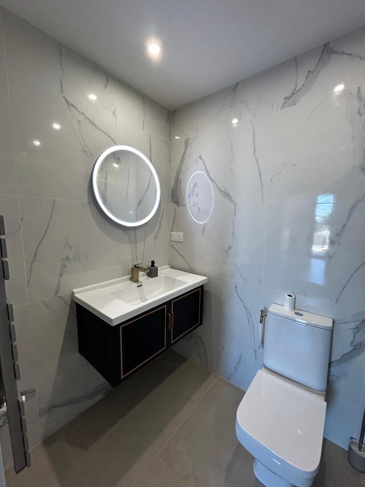Eze - Appartement Dans Bas De Villa Avec Piscine Pres De Monaco Bagian luar foto